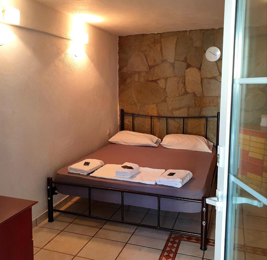 Mini Room In Old Town Cavala Exterior foto